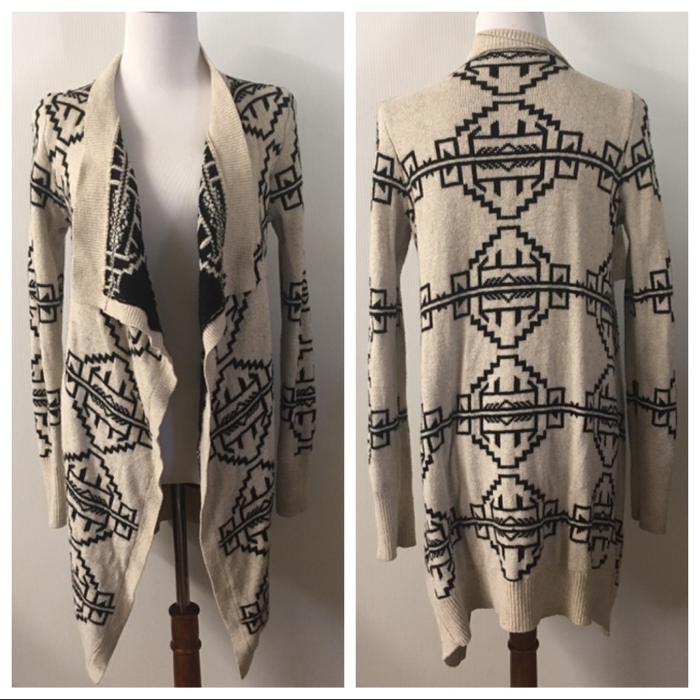 Staring At Stars Aztec Print Open Cardigan - Picture 1 of 6